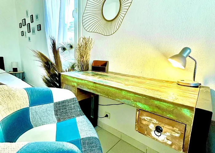 Studio Le Pradet Apartman *